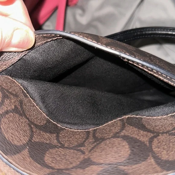 NWOT coach brown and black signature huge bag nice brand new like pretty - Picture 5 of 8